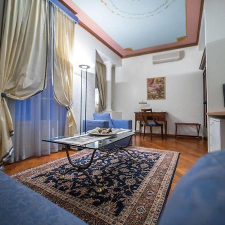 Palazzo Finati Bed and Breakfast Alba  Exteriör bild