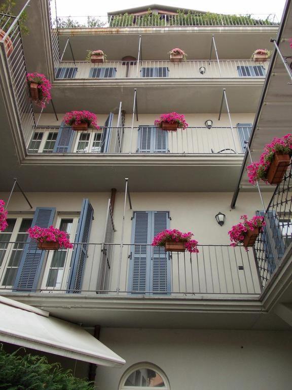 Palazzo Finati Bed and Breakfast Alba  Exteriör bild