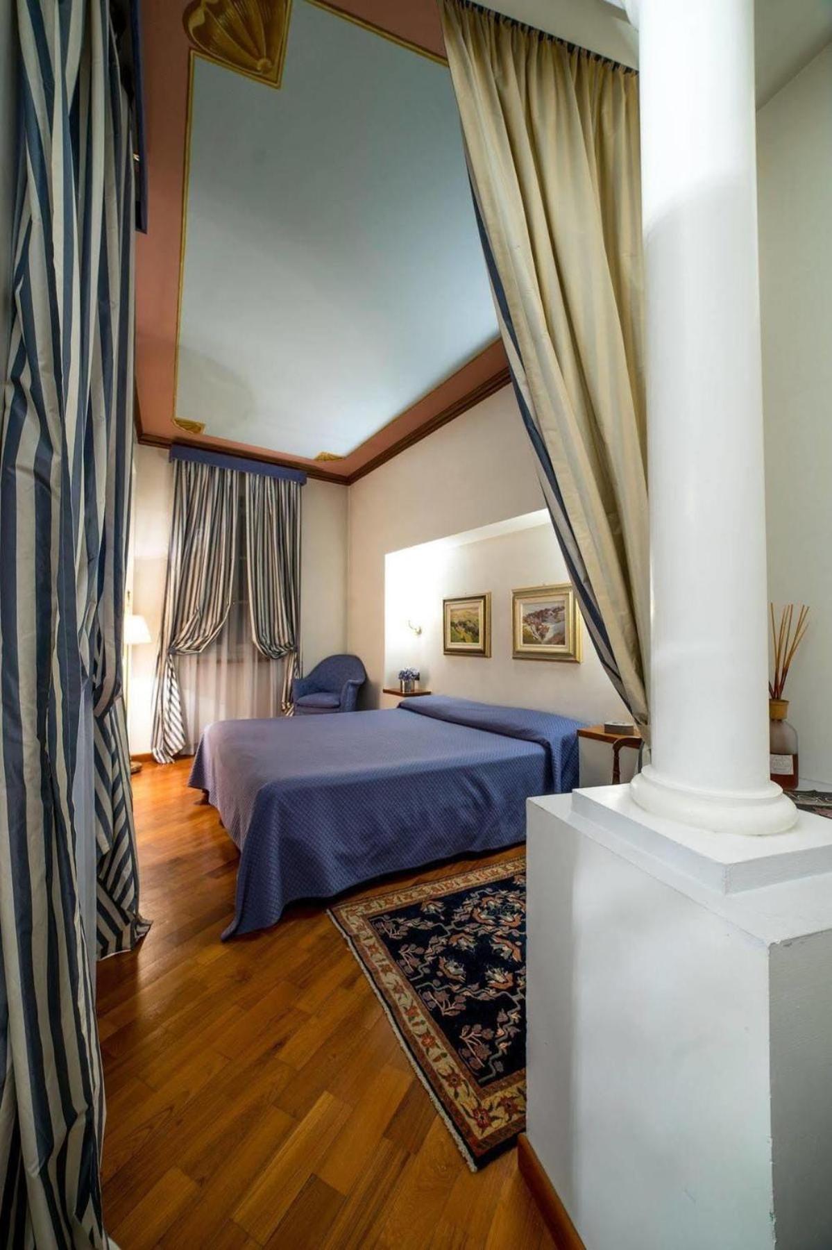 Palazzo Finati Bed and Breakfast Alba  Exteriör bild