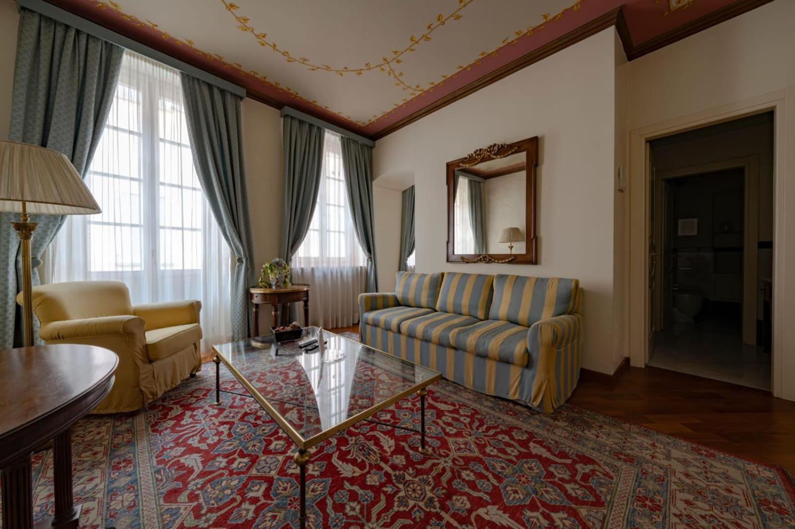 Palazzo Finati Bed and Breakfast Alba  Exteriör bild